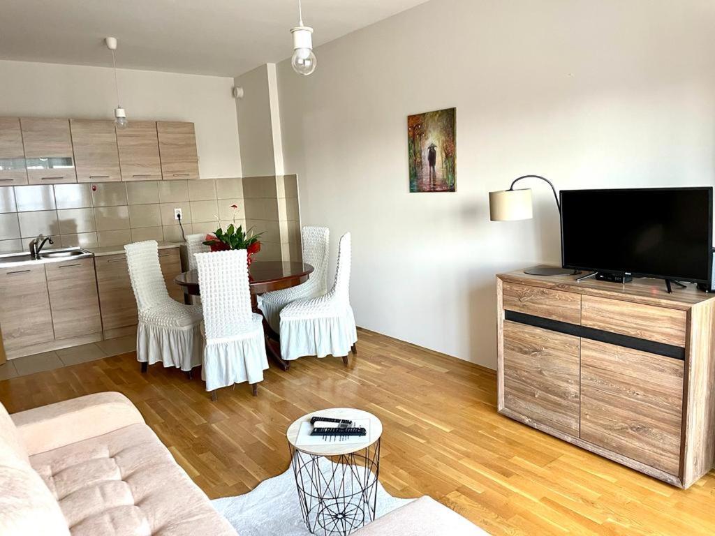 Nakii Apartmani Подгориця Екстер'єр фото
